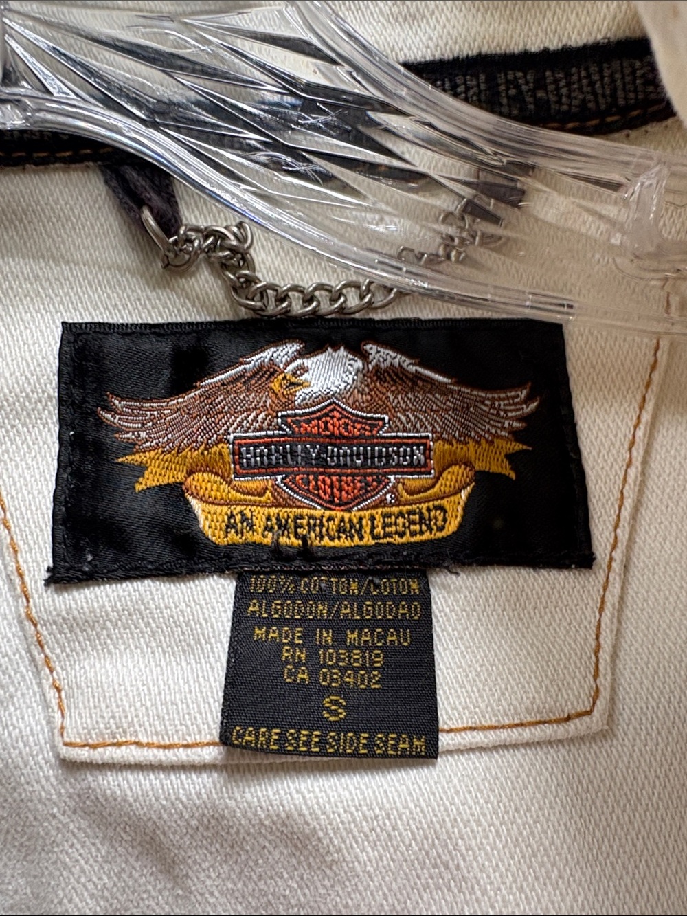 Harley-Davidson Women's Off-White Denim Jacket with Back Logo Patch - Picture 4 of 7